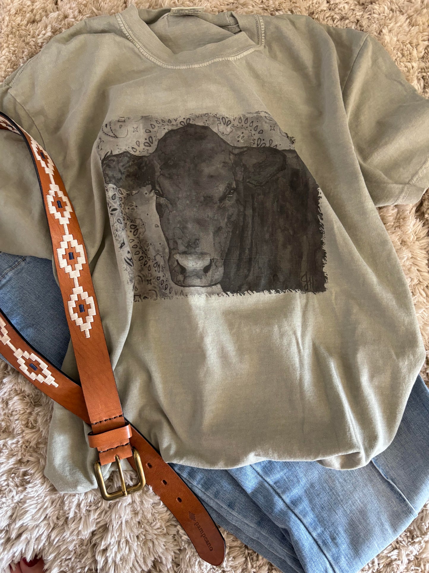 Angus (bandana background) - Tees