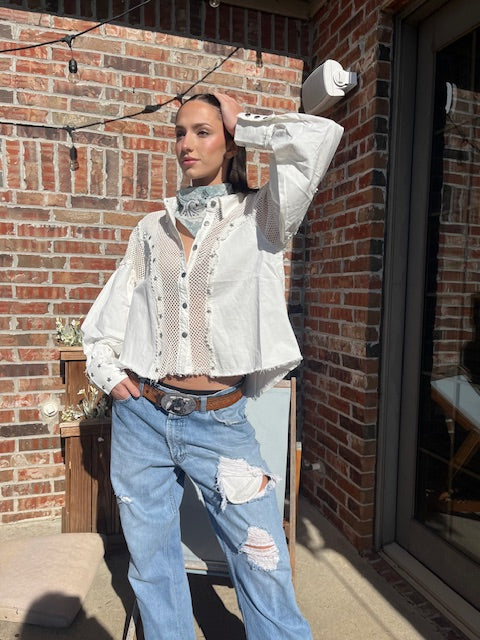 Favorite's - White mesh Star detail Button Up