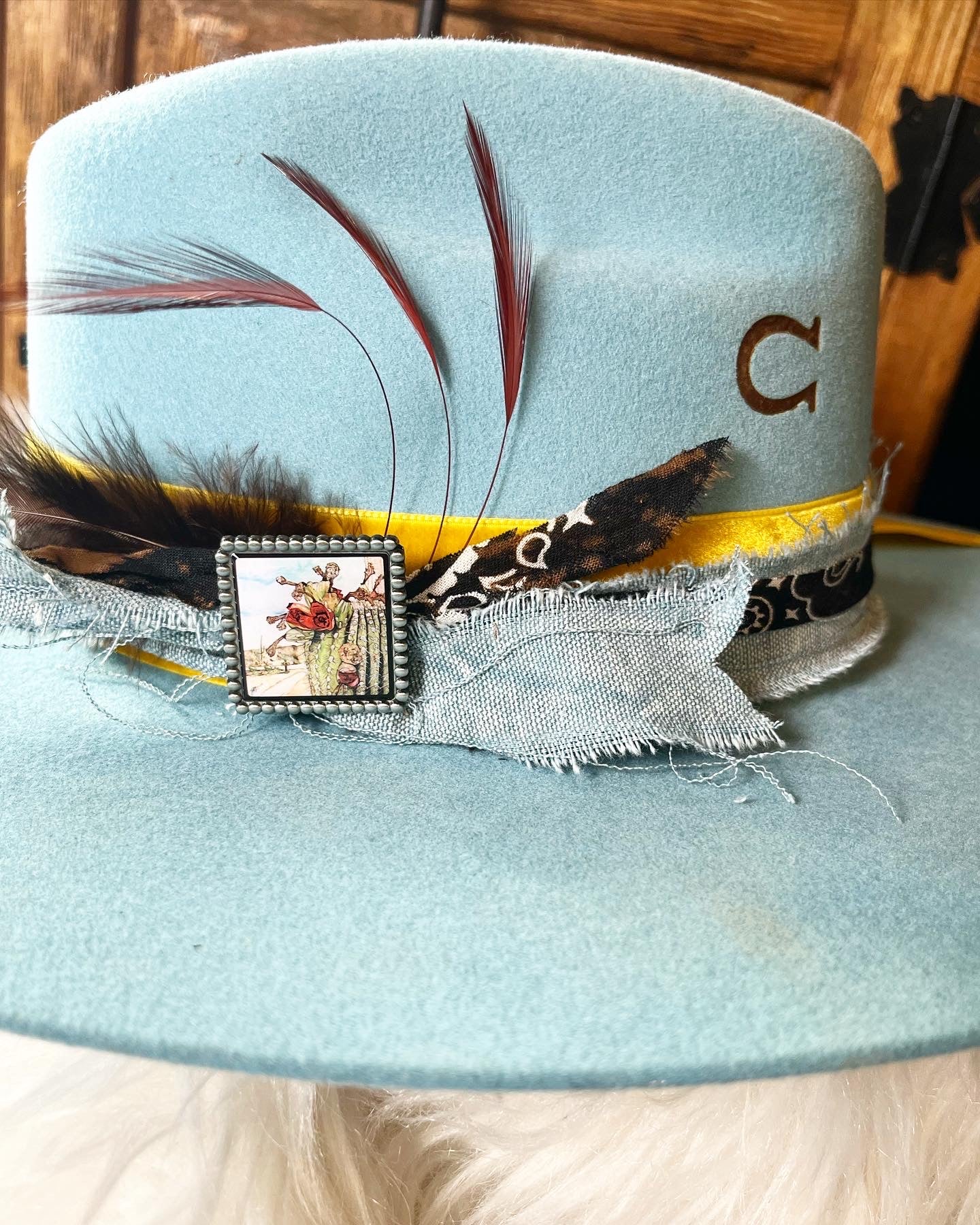 Hat Pin - Country Roads