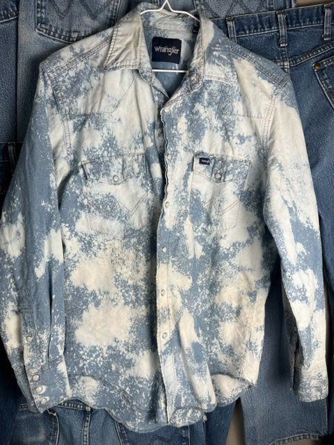 Adult Button Ups - No Name (womens medium)